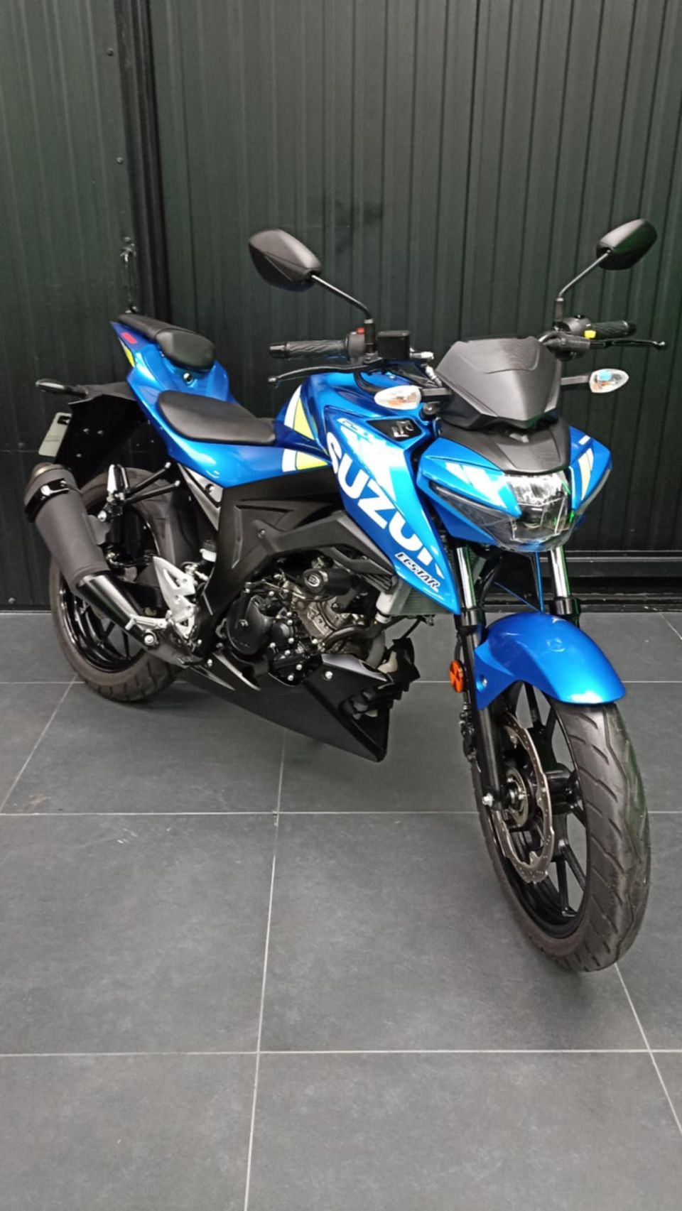 SUZUKI GSX-S 125 ABS 4