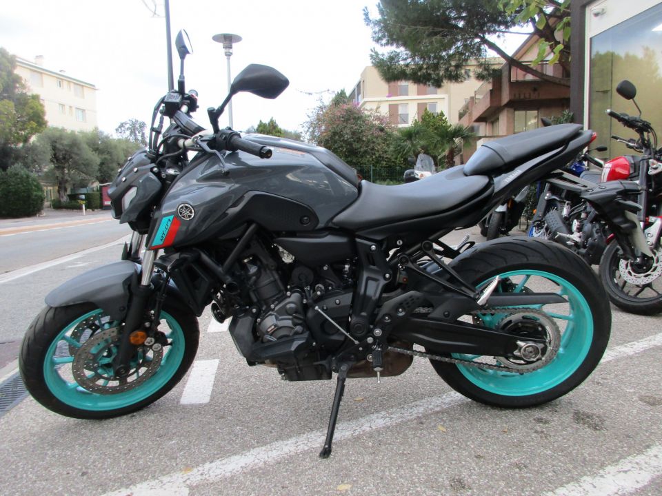 YAMAHA MT-07 35KW 4