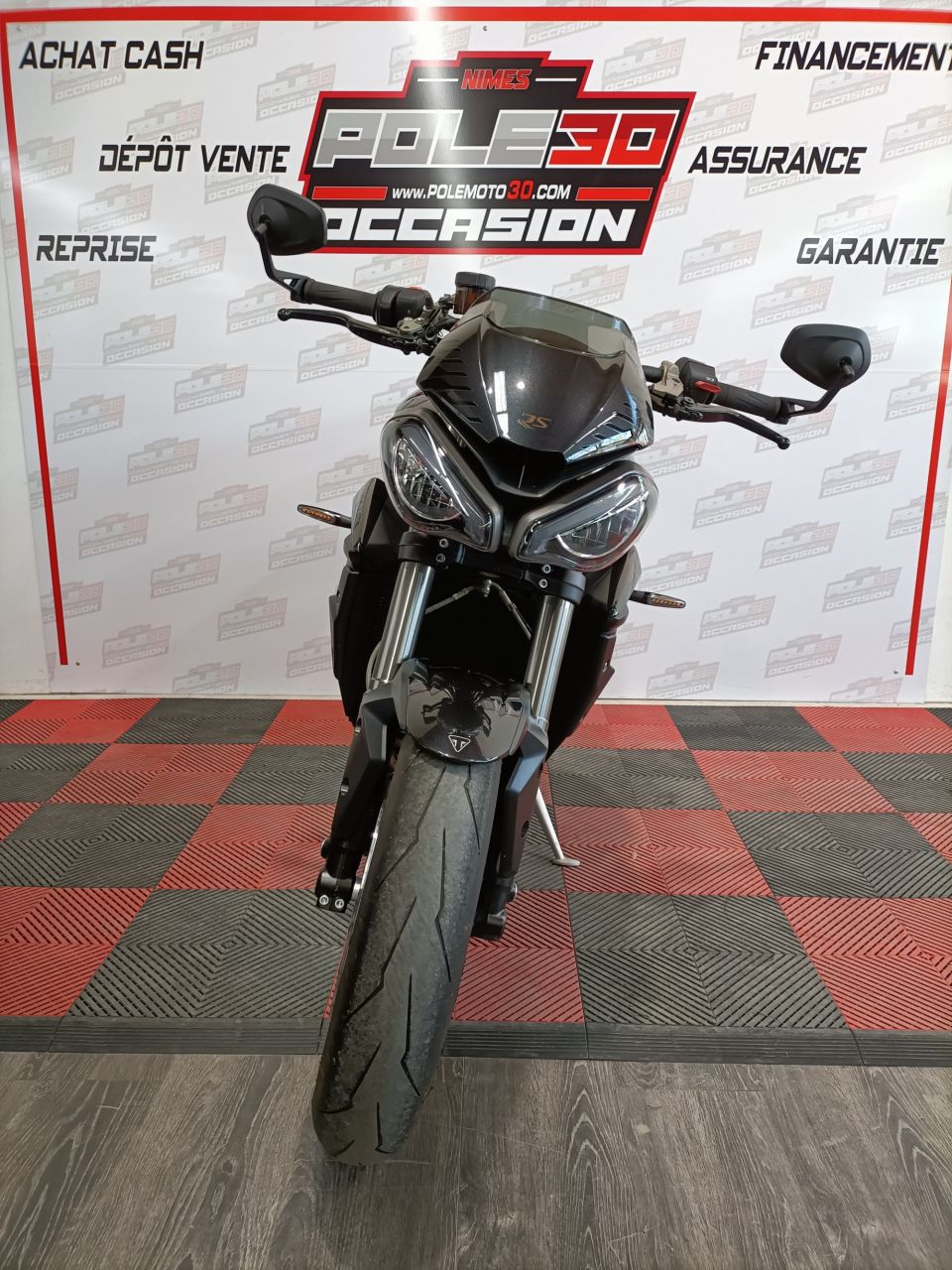 TRIUMPH STREET TRIPLE 765 RS 4