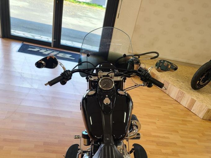 HARLEY-DAVIDSON SOFTAIL SLIM 1690 4