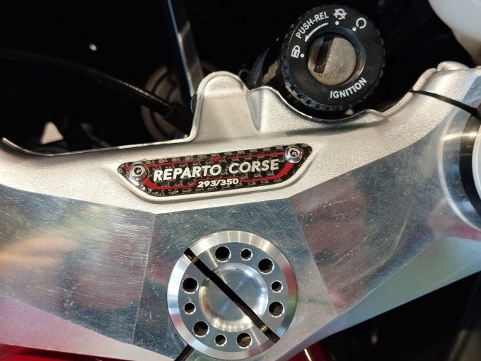 MV AGUSTA F3 675 RC 4