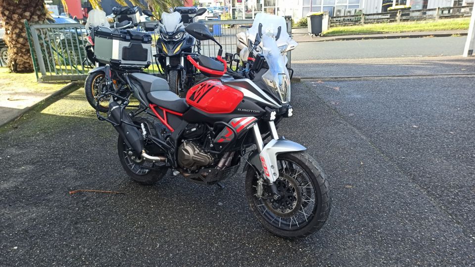 QJ MOTOR SRT 600 SX Touring 4