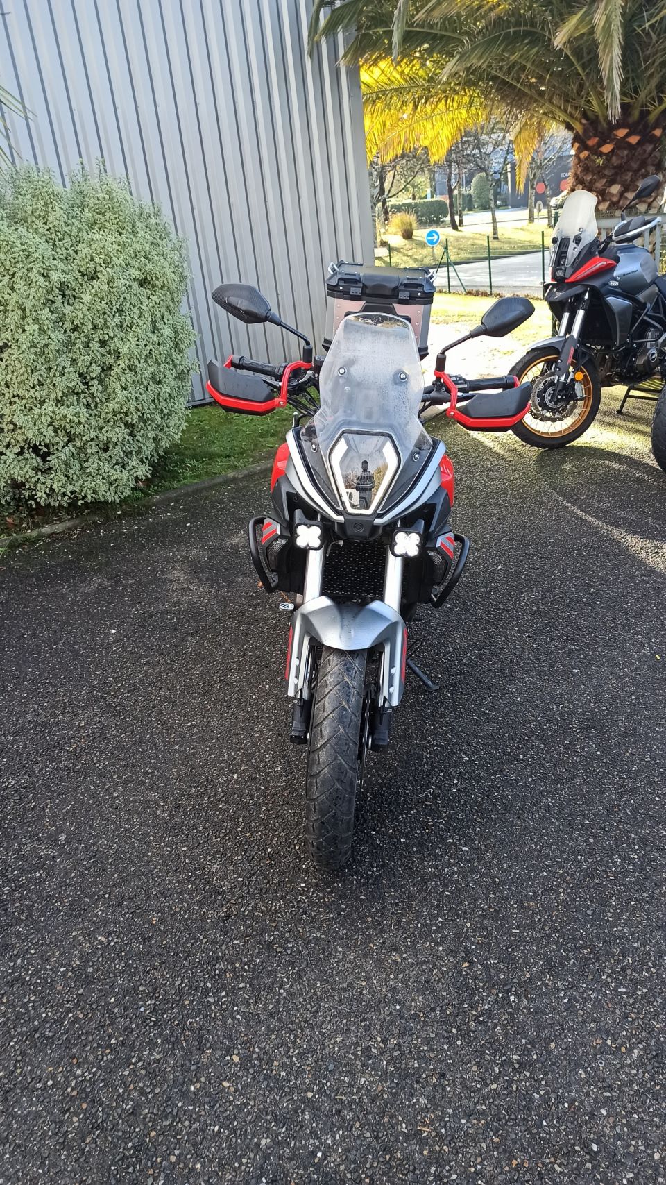 QJ MOTOR SRT 600 SX Touring 4