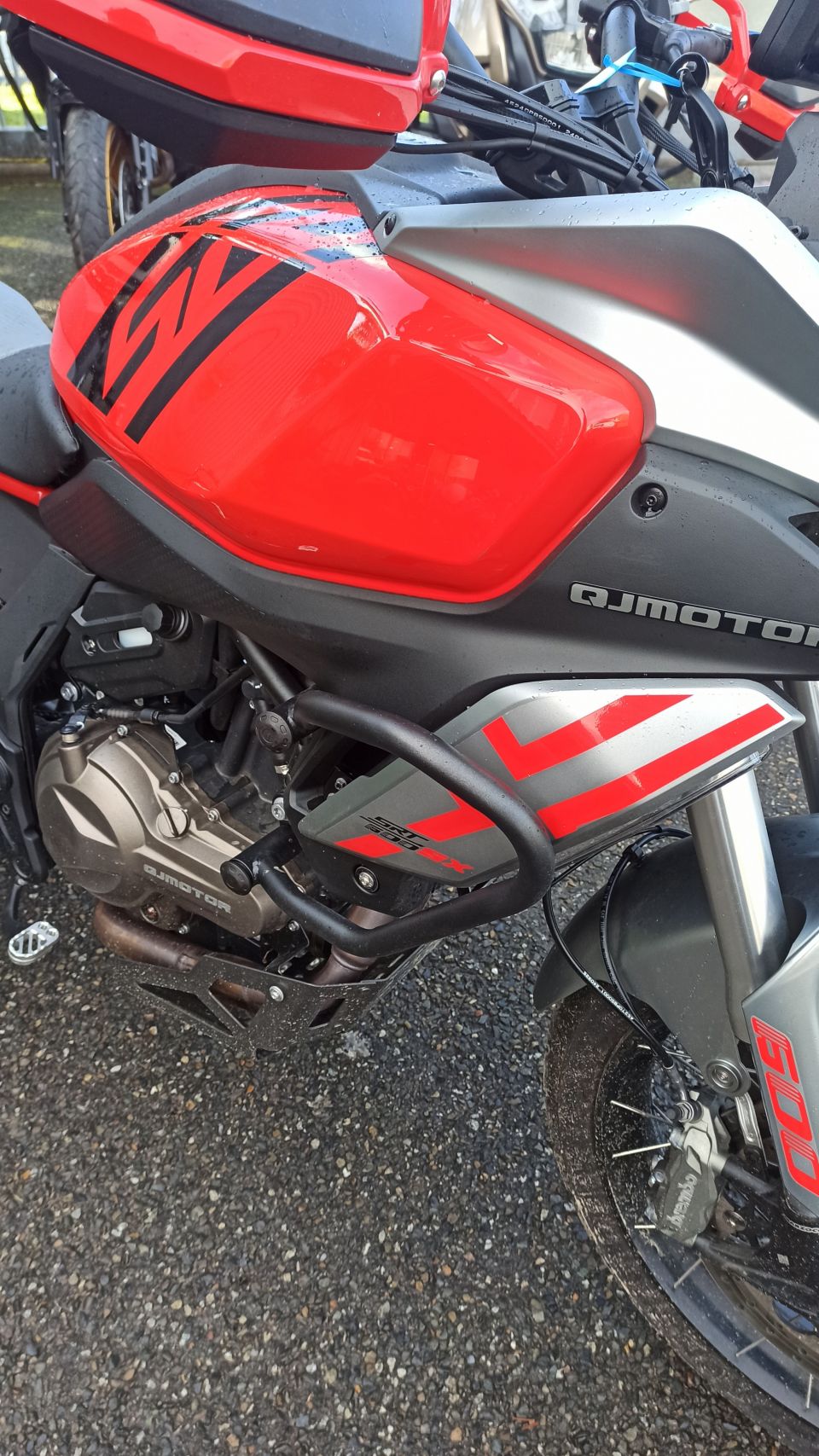 QJ MOTOR SRT 600 SX Touring 4