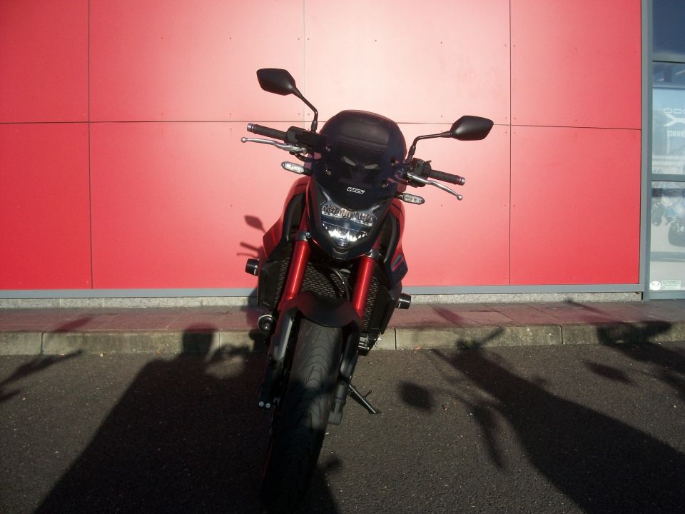 HONDA CB 750 HORNET 4