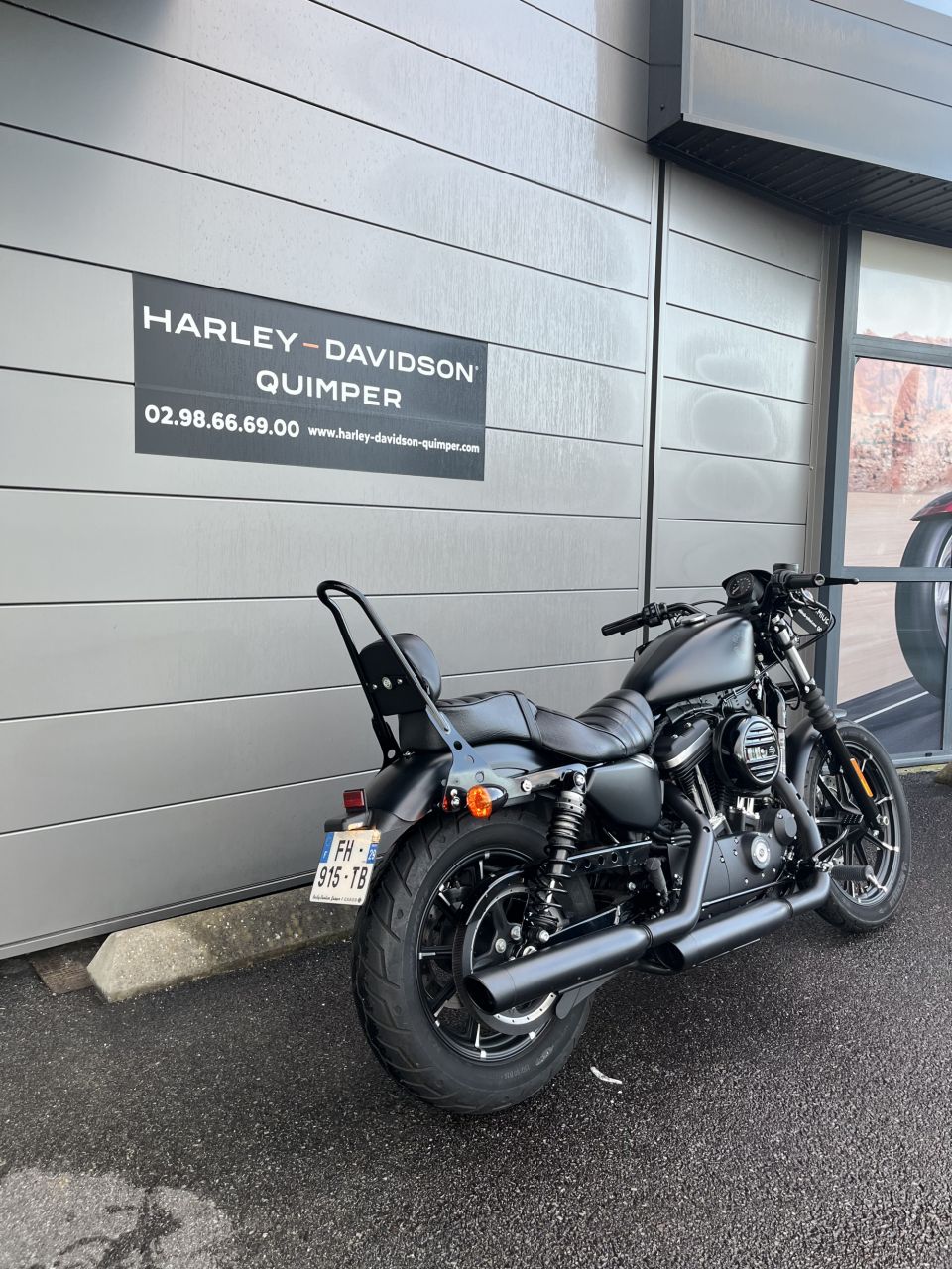 HARLEY-DAVIDSON SPORTSTER IRON 883 4