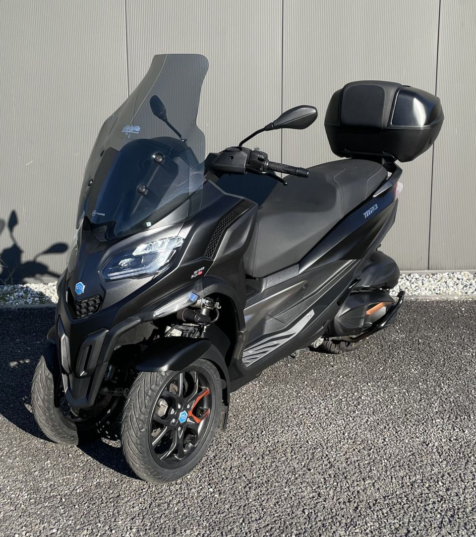PIAGGIO MP3 530 HPE EXCLUSIVE 4