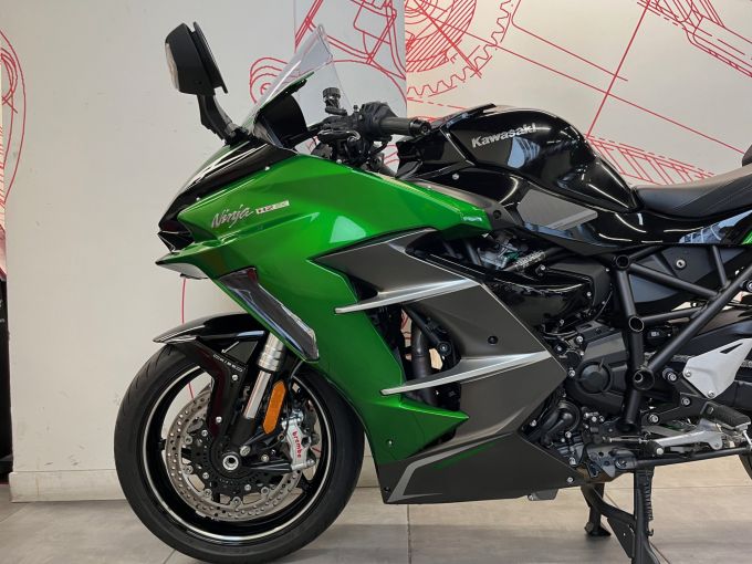 KAWASAKI Ninja H2 SX SE 4