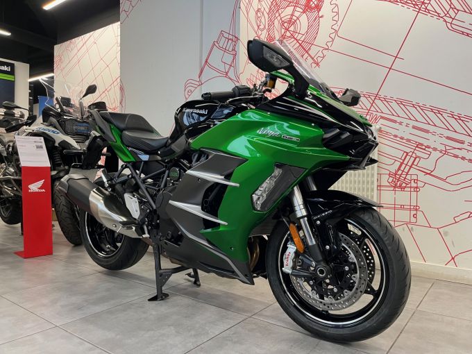 KAWASAKI Ninja H2 SX SE 4