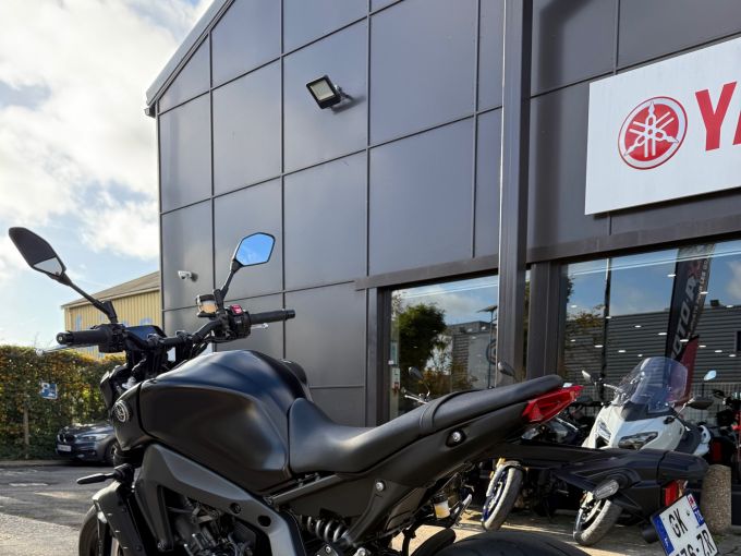 YAMAHA MT-09 35KW 4