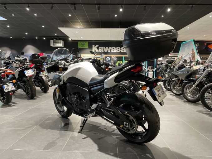 YAMAHA FZ8 4