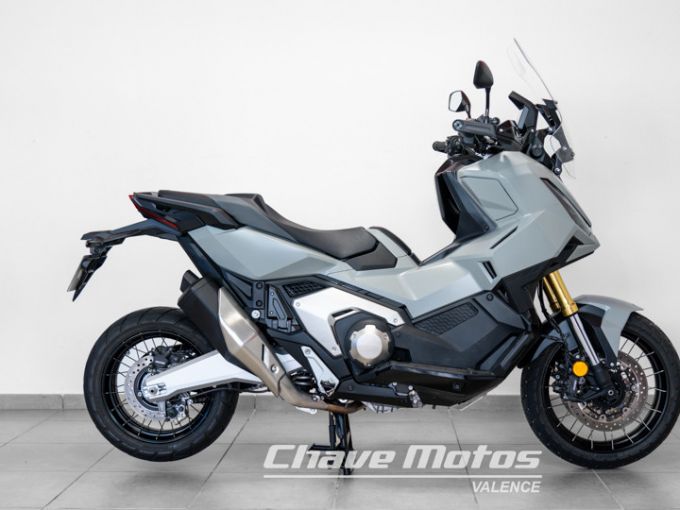 HONDA X-ADV 750 4