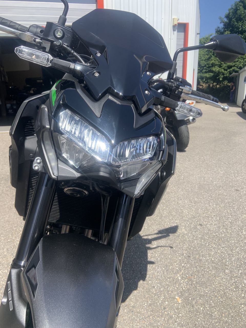KAWASAKI Z900 E 4