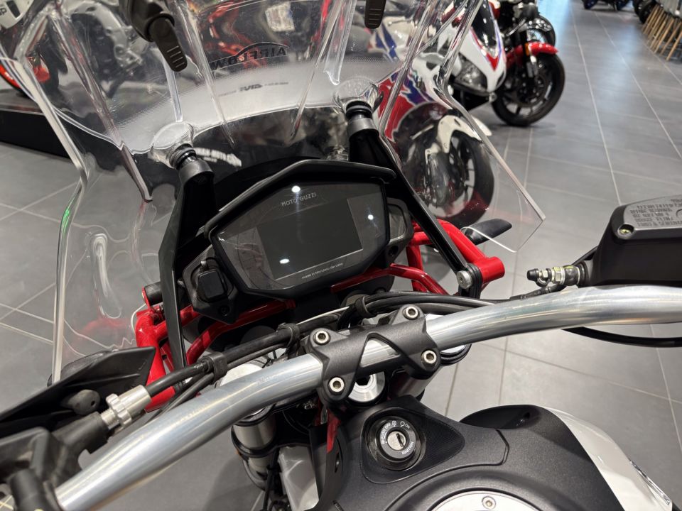 MOTO GUZZI V85 TT 850 4