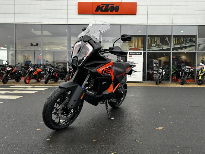KTM 1290 SUPER ADVENTURE S 4