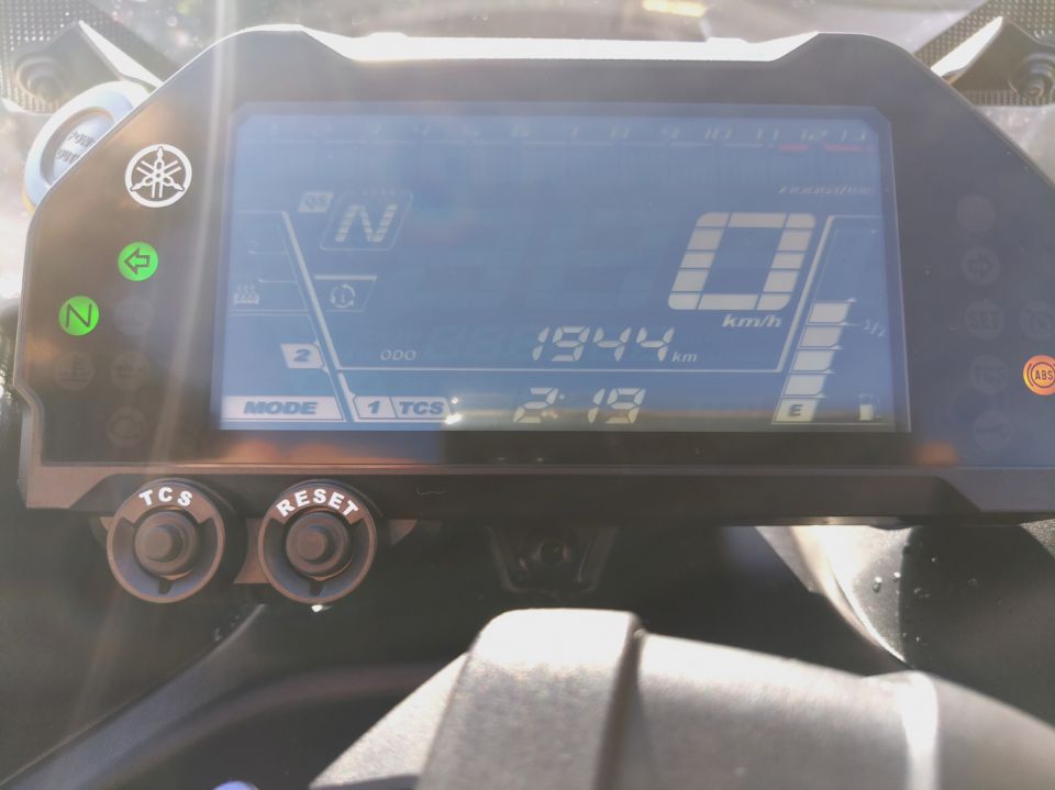 YAMAHA NIKEN 850 GT 4