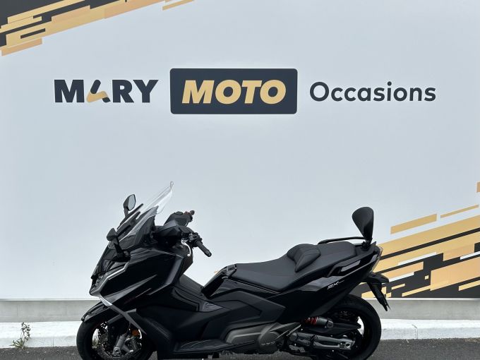 KYMCO AK 550 4