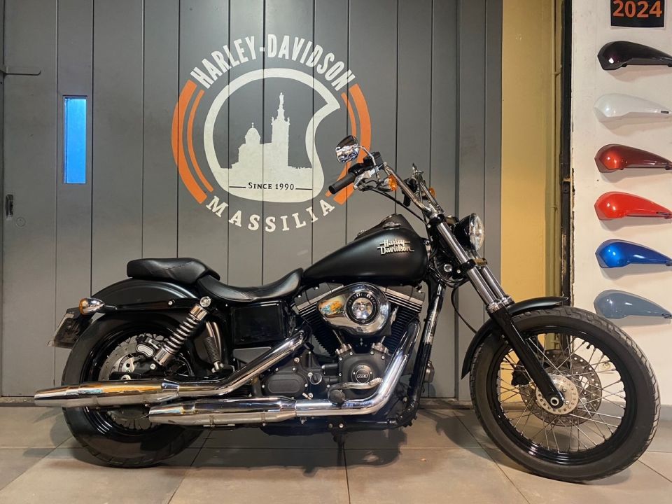 HARLEY-DAVIDSON DYNA STREET BOB 1690 4