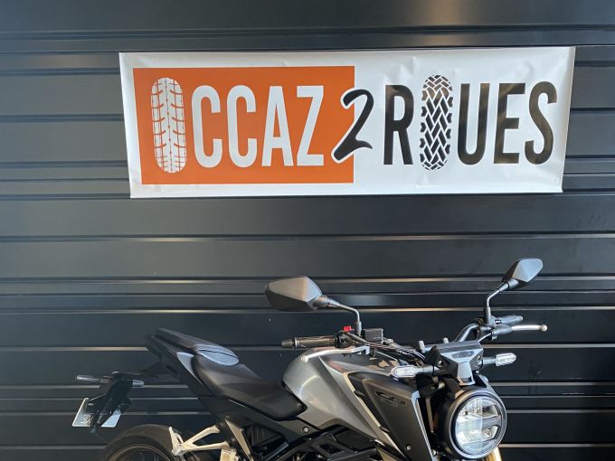 HONDA CB125R 4