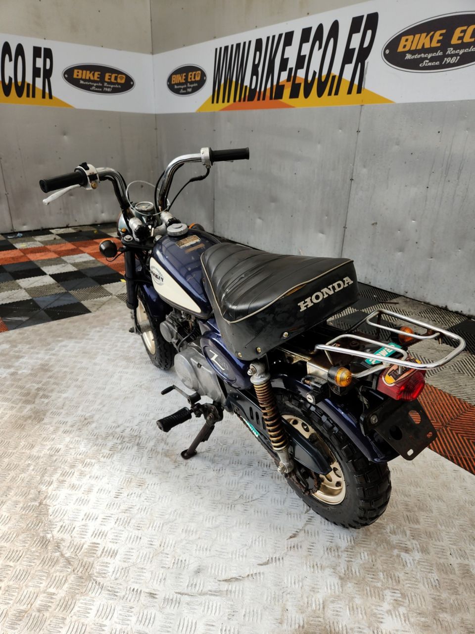 HONDA Z50 MONKEY 4