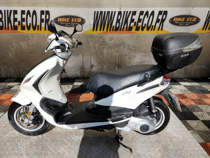 PIAGGIO FLY 125 4