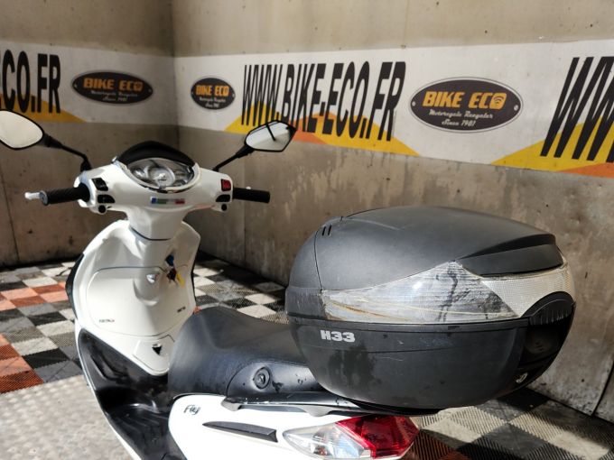 PIAGGIO FLY 125 4