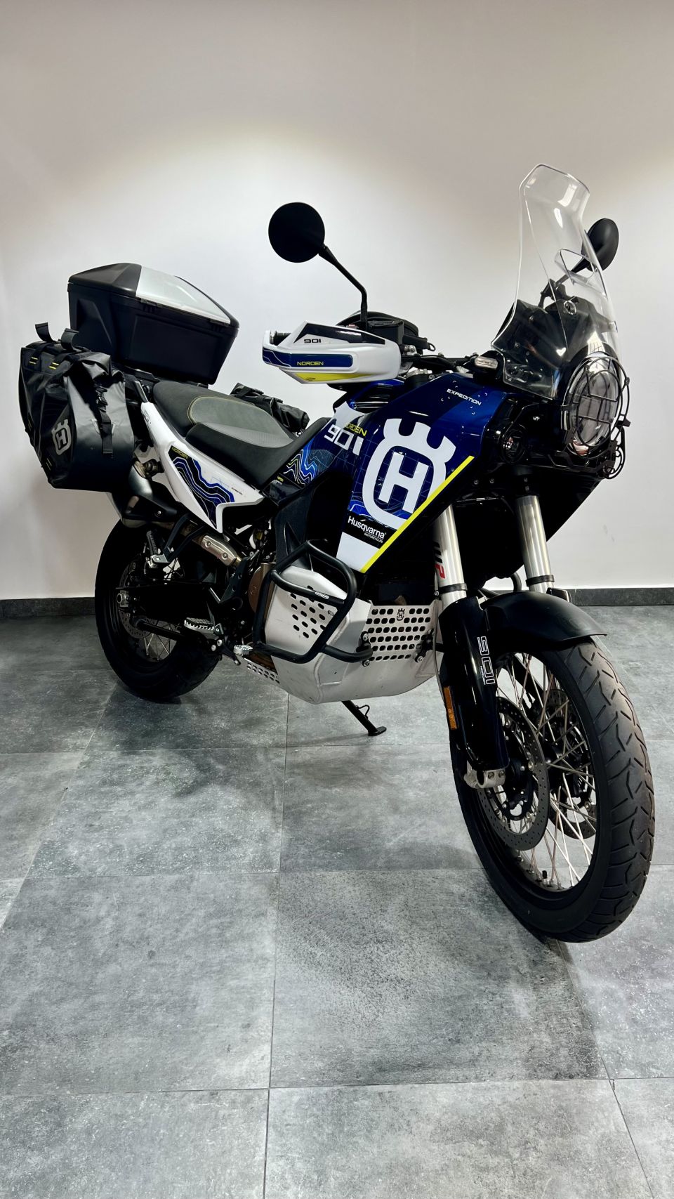 HUSQVARNA NORDEN 901 EXPEDITION 4