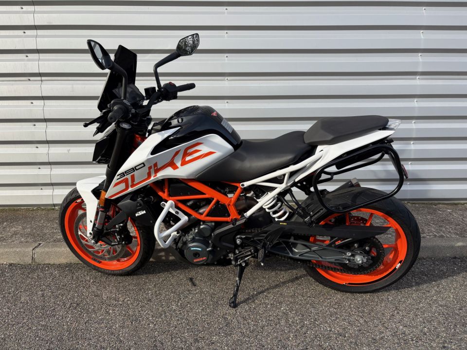 KTM 390 DUKE 4
