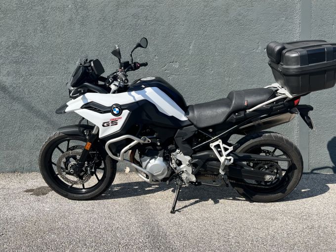 BMW f 750 gs 4