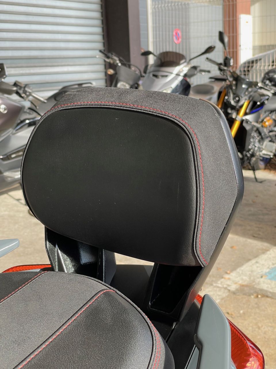 YAMAHA XMAX 125 TECH MAX 4