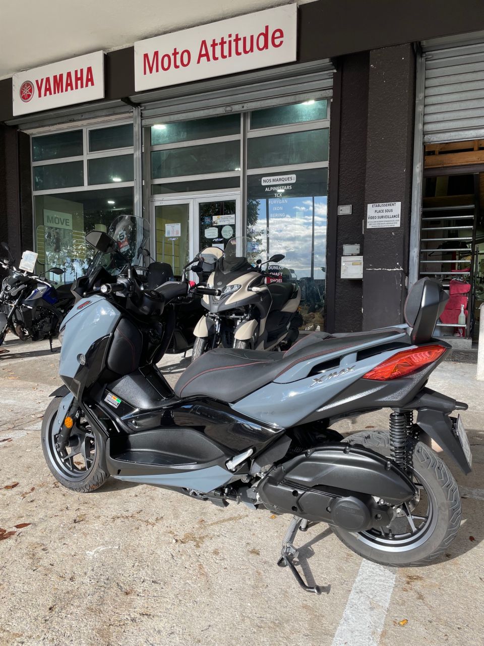YAMAHA XMAX 125 TECH MAX 4