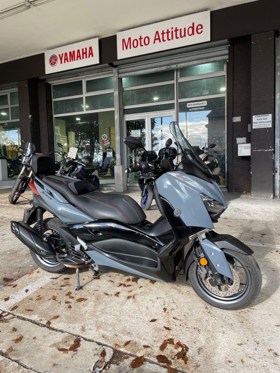 YAMAHA XMAX 125 TECH MAX 4