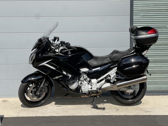 YAMAHA FJR 1300 AE 4