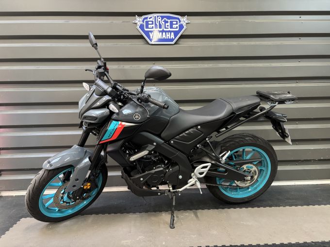 YAMAHA MT-125 4