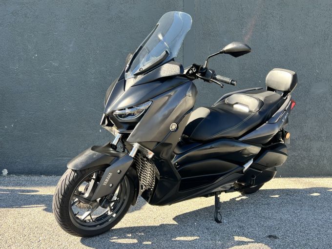 YAMAHA XMAX 300 4