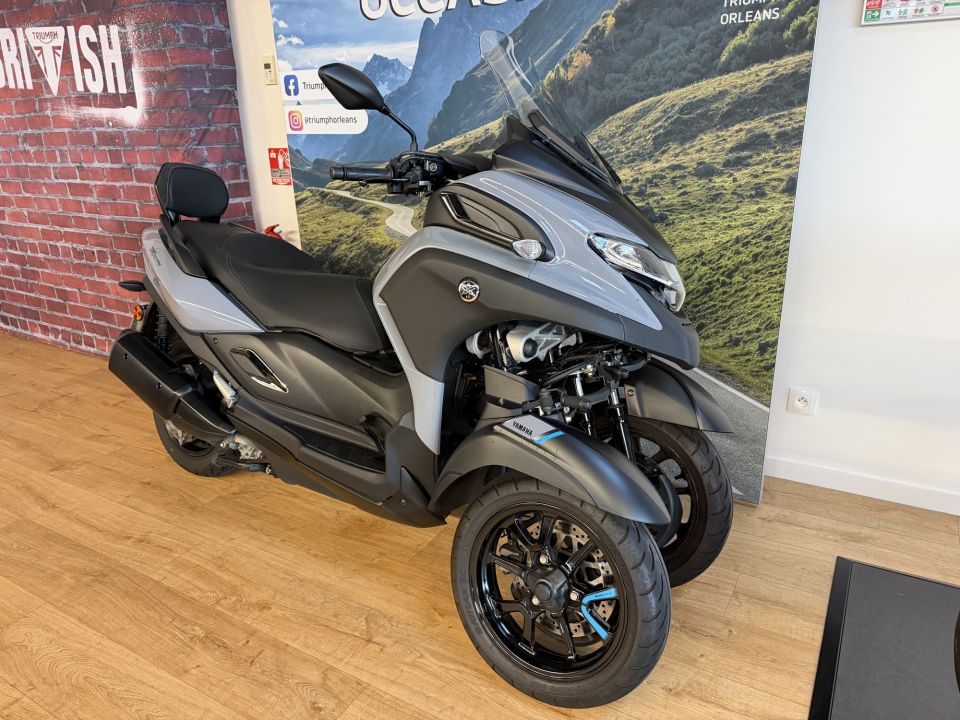 YAMAHA TRICITY 300 4