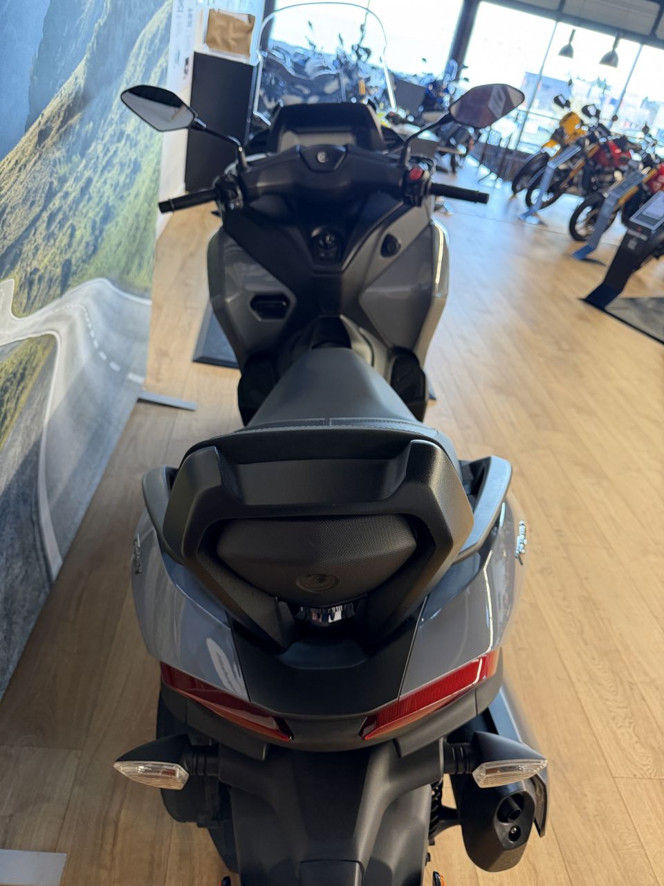 YAMAHA TRICITY 300 4