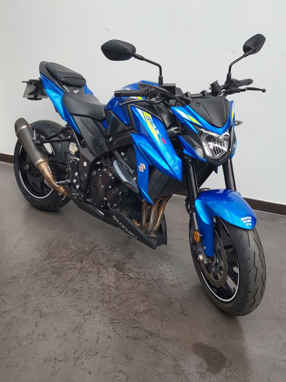 SUZUKI GSX-S 750 4