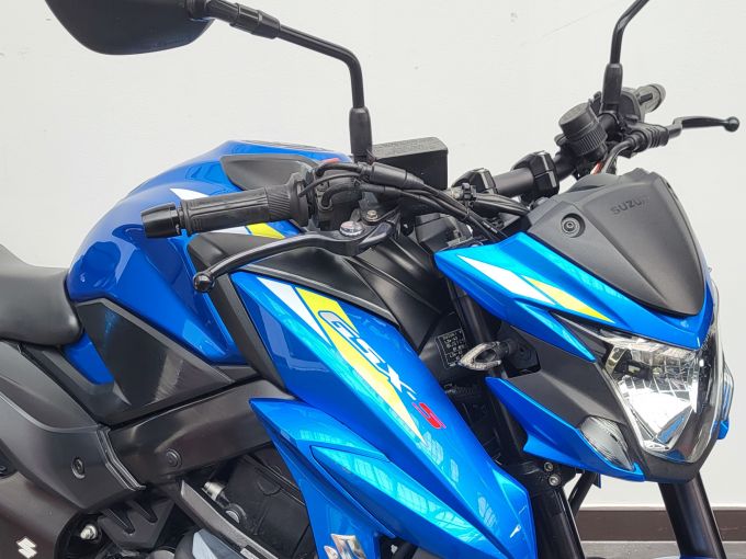 SUZUKI GSX-S 750 4