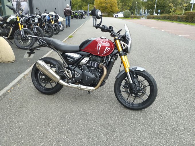 TRIUMPH SPEED 400 4