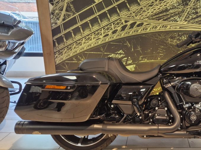 HARLEY-DAVIDSON TOURING STREET GLIDE 1923 4