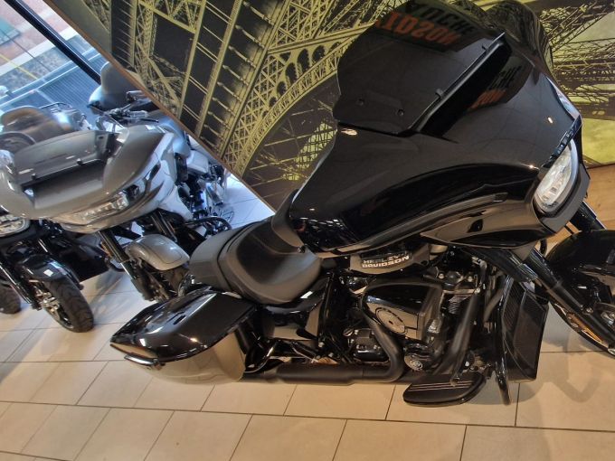 HARLEY-DAVIDSON TOURING STREET GLIDE 1923 4