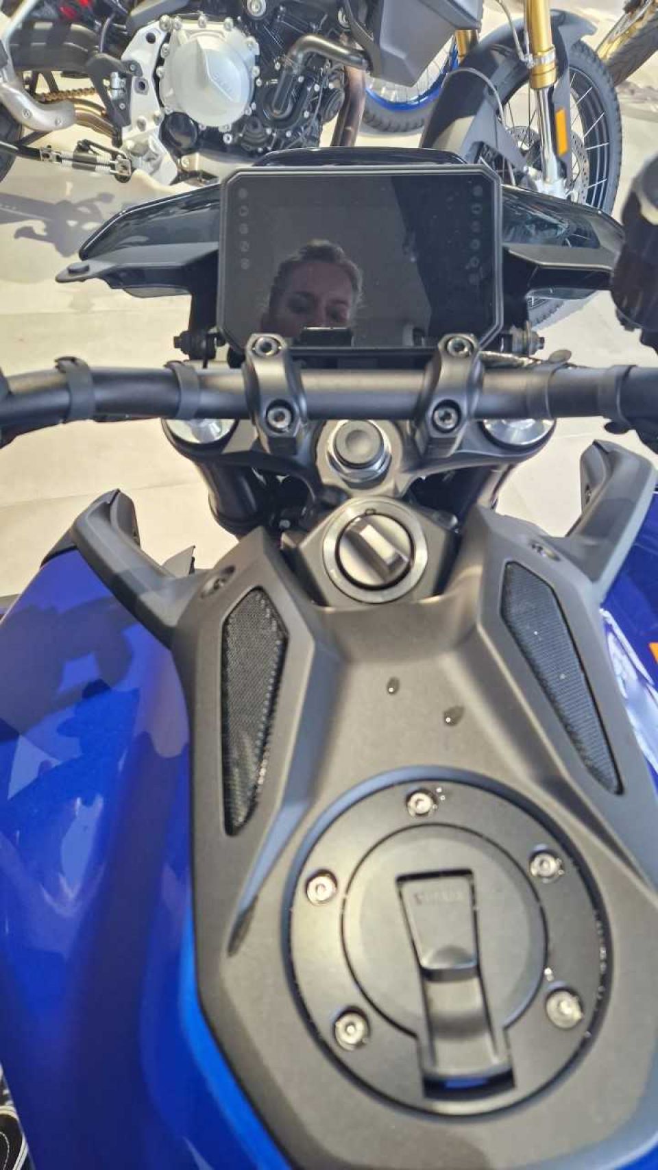 YAMAHA MT-09  Y-AMT 4