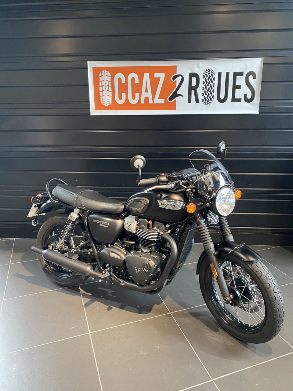 TRIUMPH Bonneville T100 4