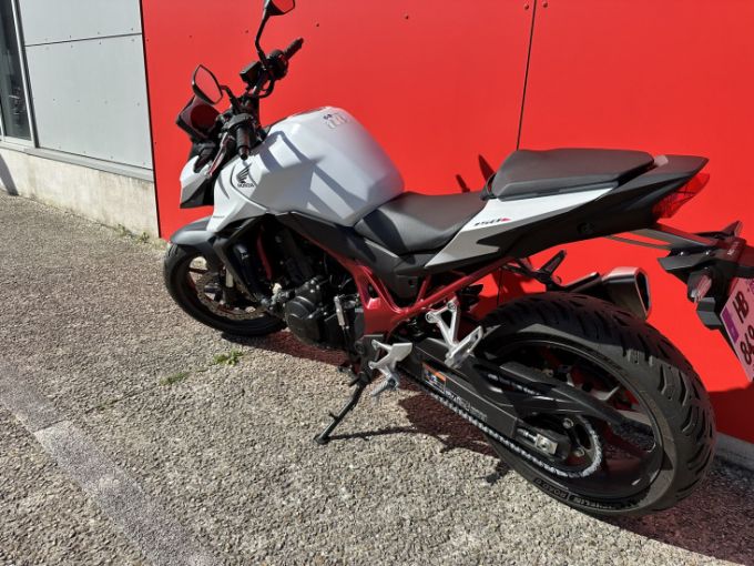 HONDA CB 750 HORNET 4