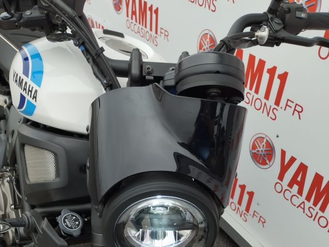 YAMAHA XSR 700 ABS 4