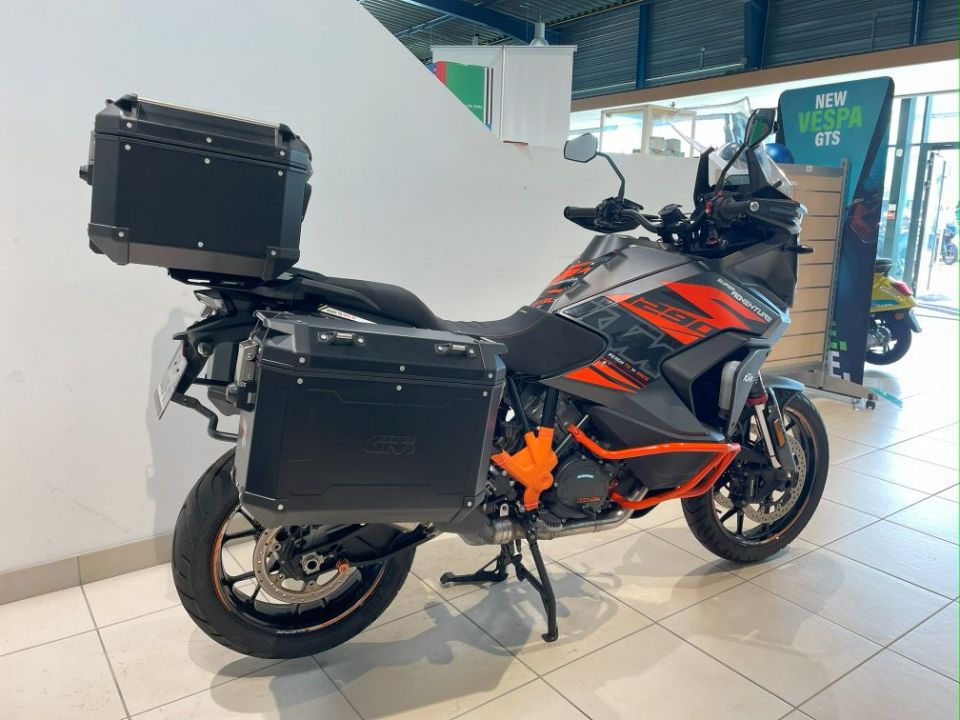 KTM 1290 ADVENTURE S 4