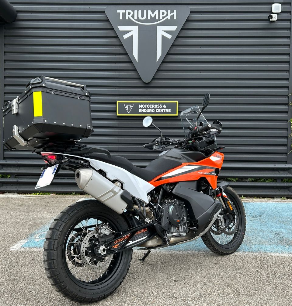 KTM 890 ADVENTURE 4