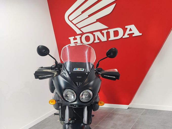 TRIUMPH TIGER 955 4