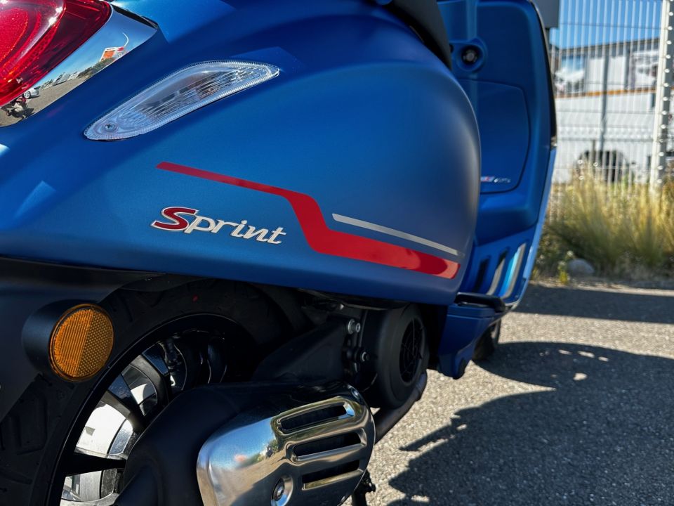 VESPA SPRINT 125 4